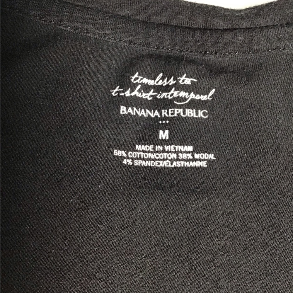 Banana Republic Black Short Sleeve Tee - Picture 4 of 5
